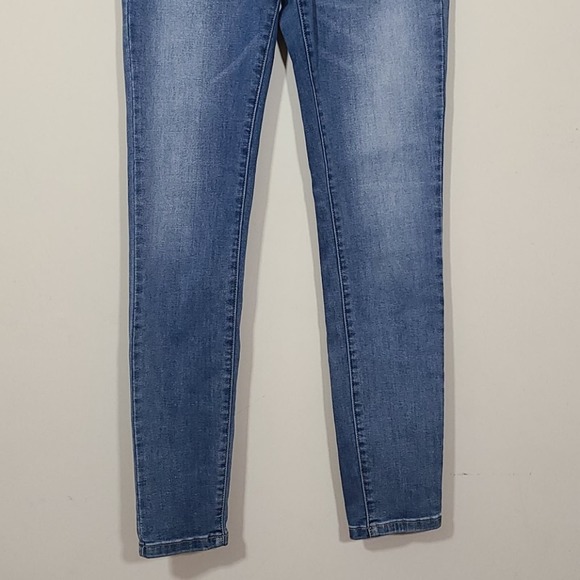 KanCan Mid Rise Skinny Blue Jeans Size 3/25 - Picture 3 of 8